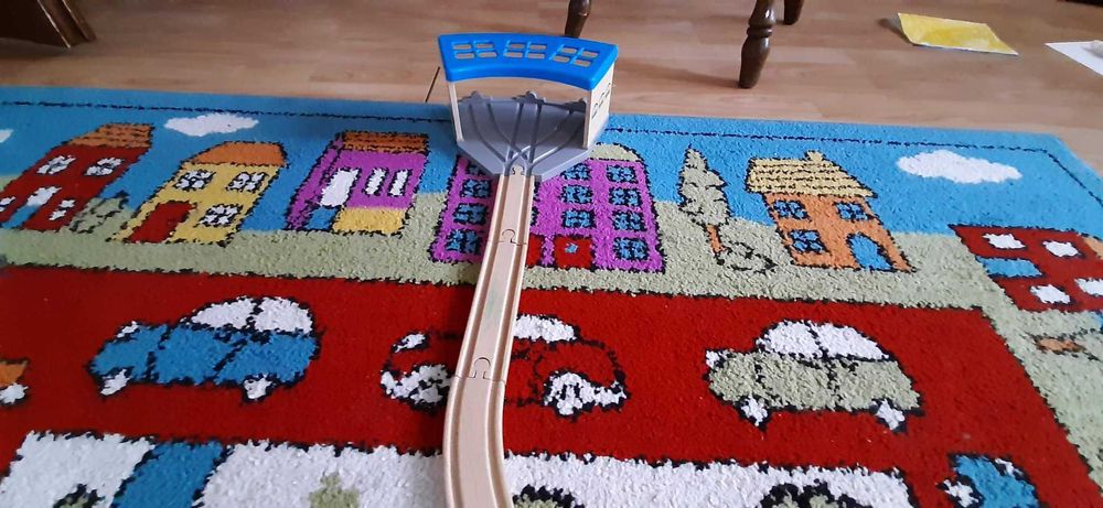 Drewniane tory, pojazdy + inne