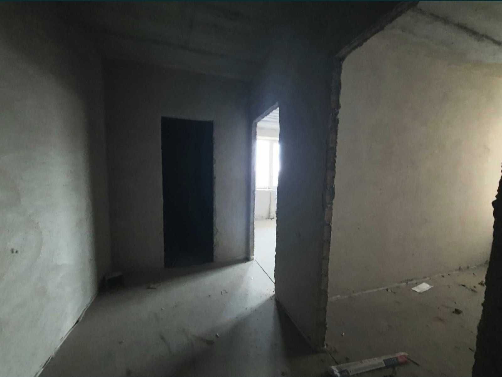 Продам 1 кімнатну квартиру в місті Буча