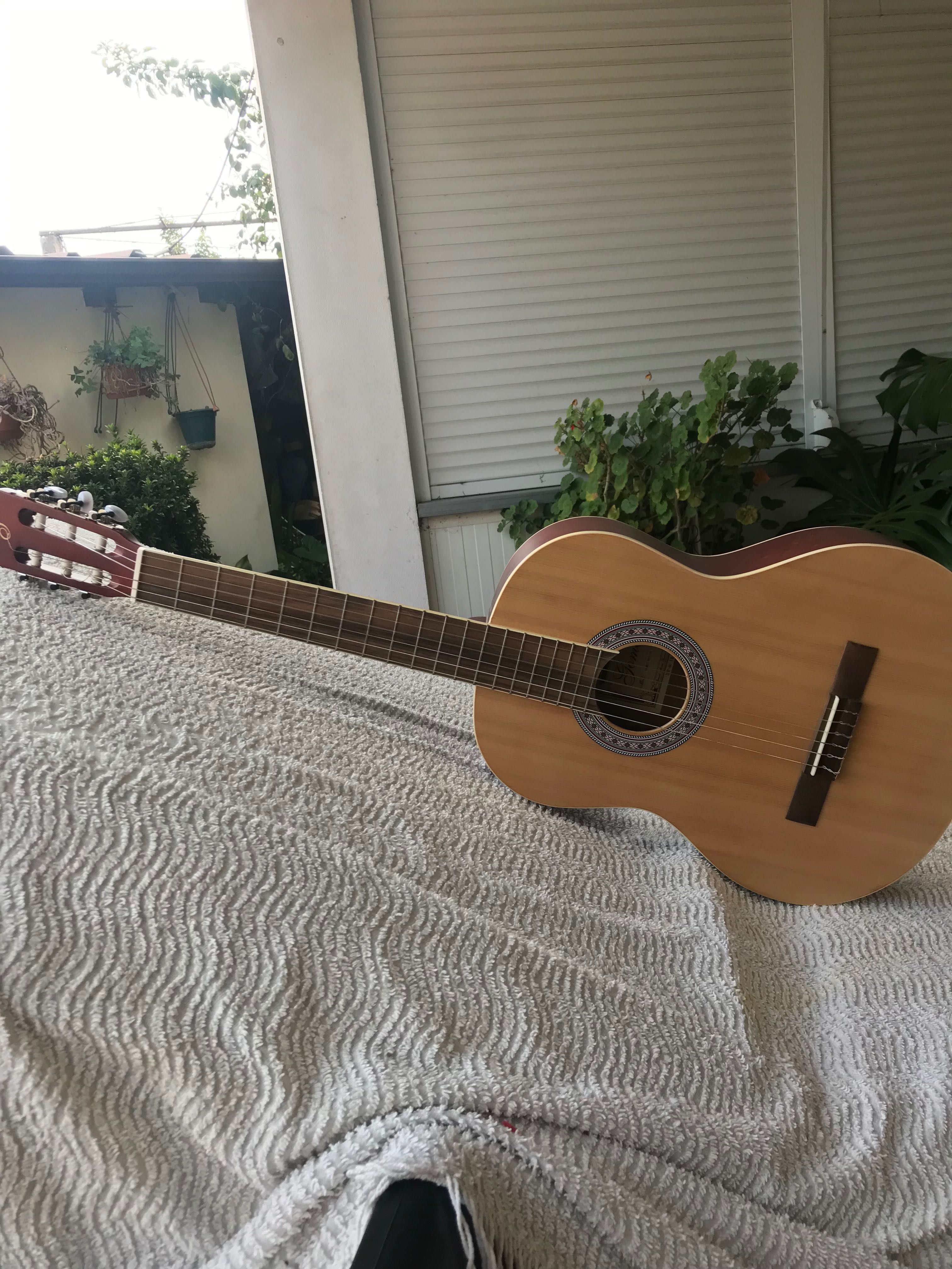 Vendo guitarra nova