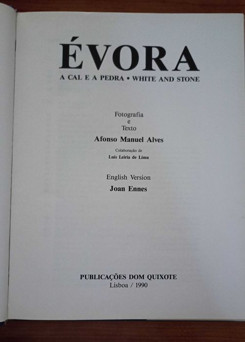 Évora: A cal e a pedra