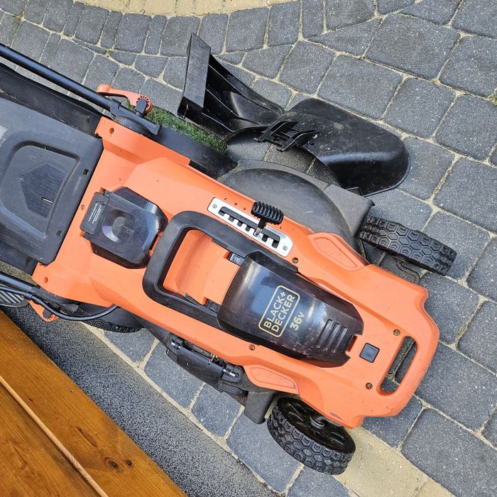 Kosiarka black decker do naprawy 36 V