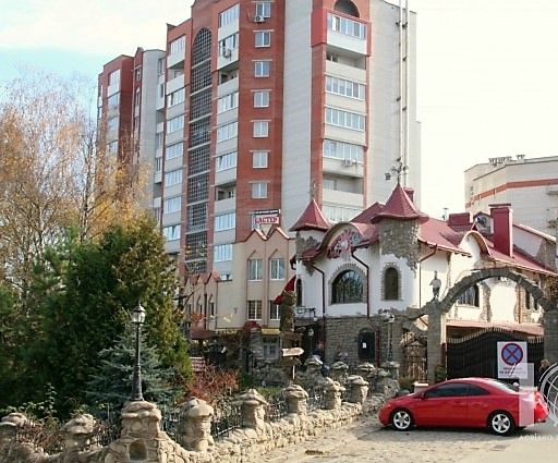 Простора 3кім.квартира біля центру, пров.Цегельний,7. Власник