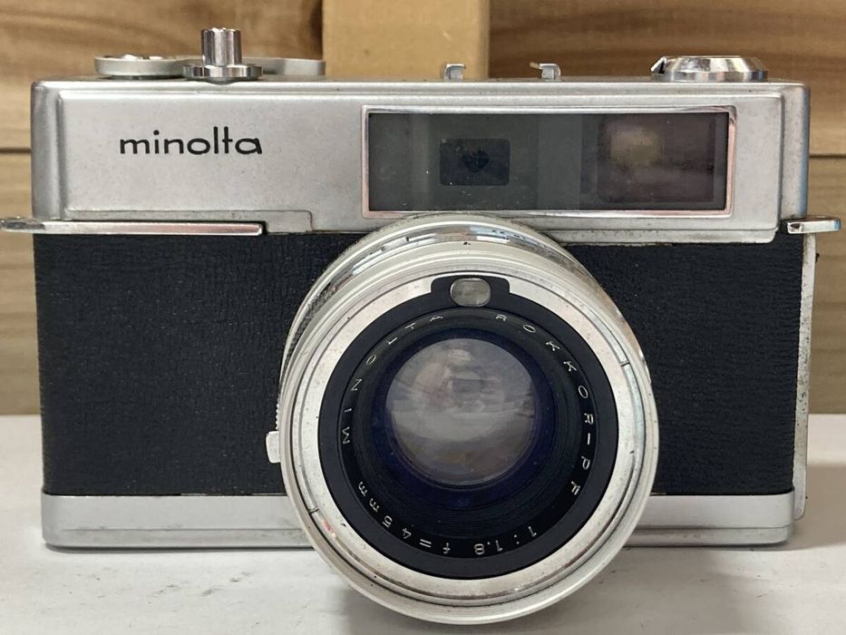 Плівковий фотоапарат Minolta Hi-Matic 7