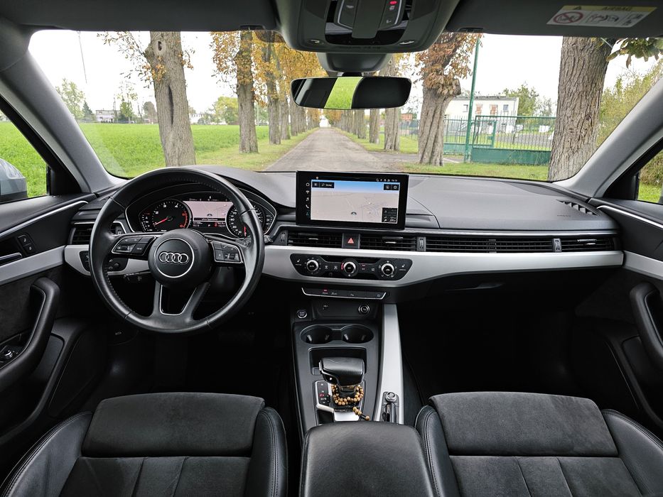 Audi A4 2.0 TDI MHEV Hybrid 163KM S-Tronic przebieg tylko 51 tys.km !