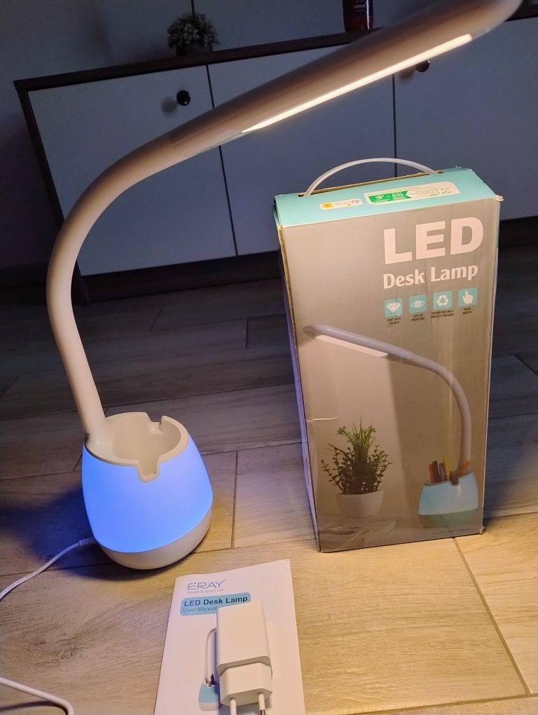 Lampka Biurkowa Szkolna LED RGB Organizer , 8 kolorów światła nocnego.