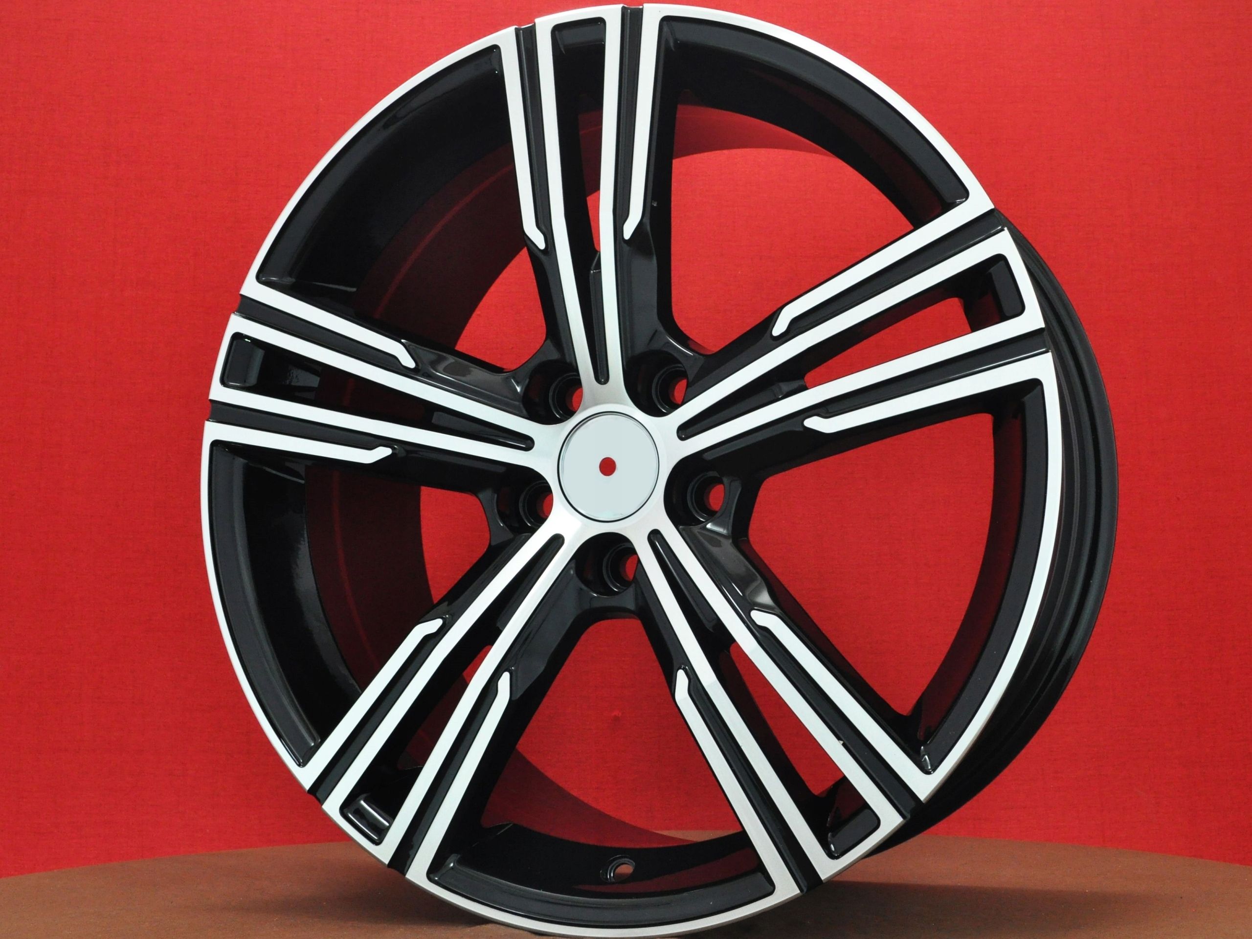 FELGI R17 5x108 Jaguar E-Pace XE XF Volvo S80 V40 V50 V70 XC40 XC60