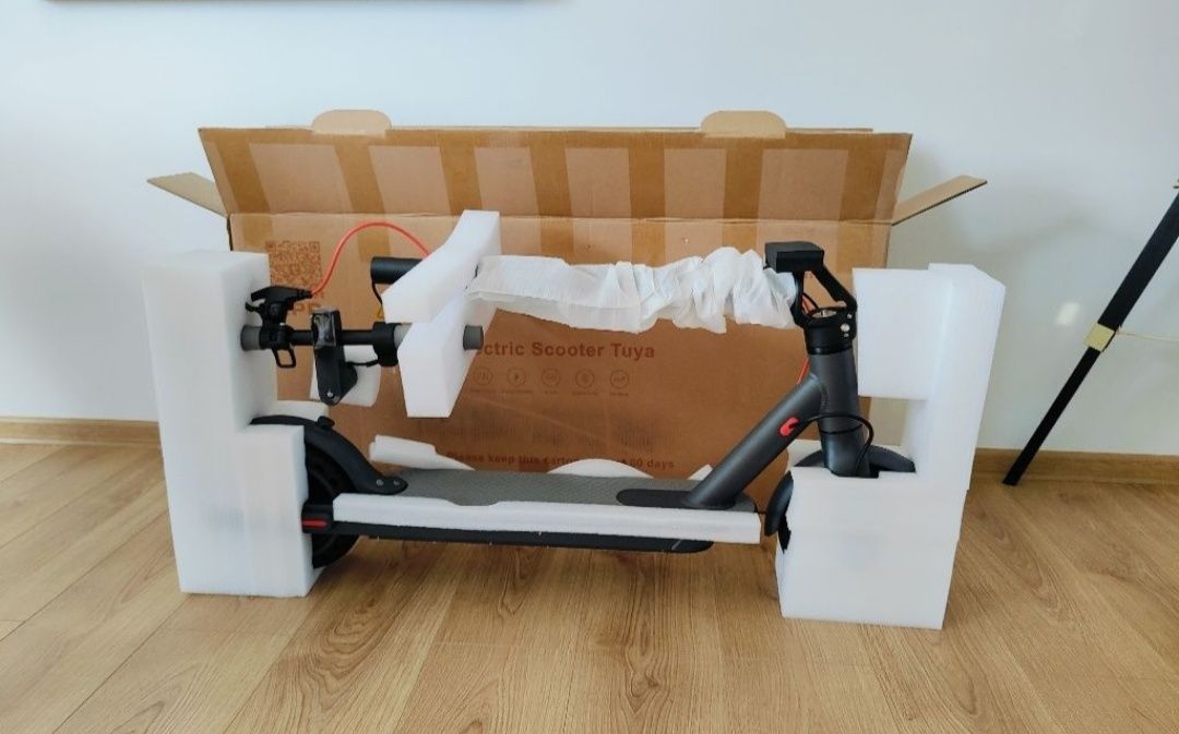 NOWA hulajnoga elektryczna 350W 8,5cala koła 31 km/h
