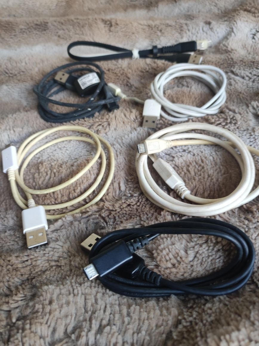 8 cabos Micro USB