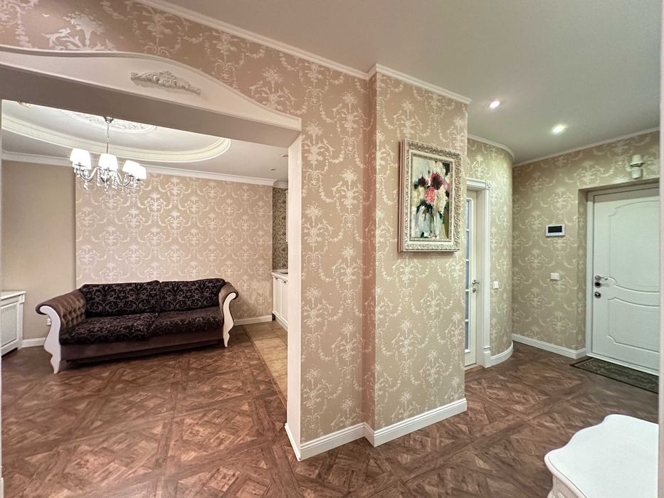 Продам 1 комн. квартира ул.Днепровская Набережная 1А ЖК Silver Breeze