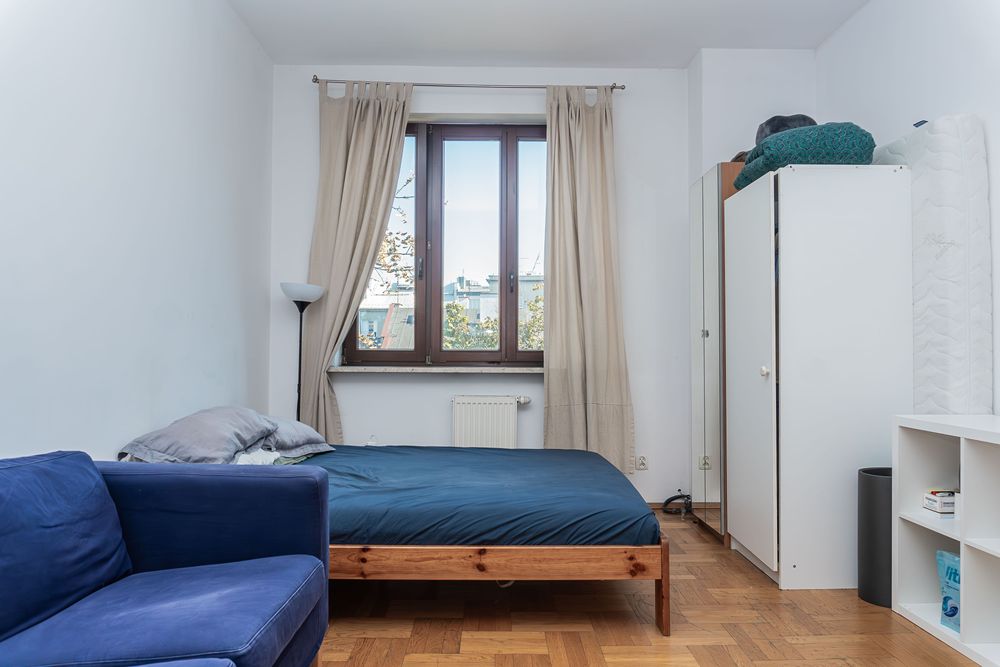 Center, big room, Krowoderska street