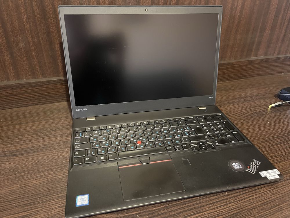 Ноутбук Lenovo Think pad T570 + док станція в подарунок