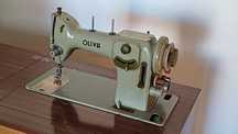 Máquina de costura Oliva