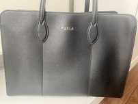Carteira pele preta da Furla
