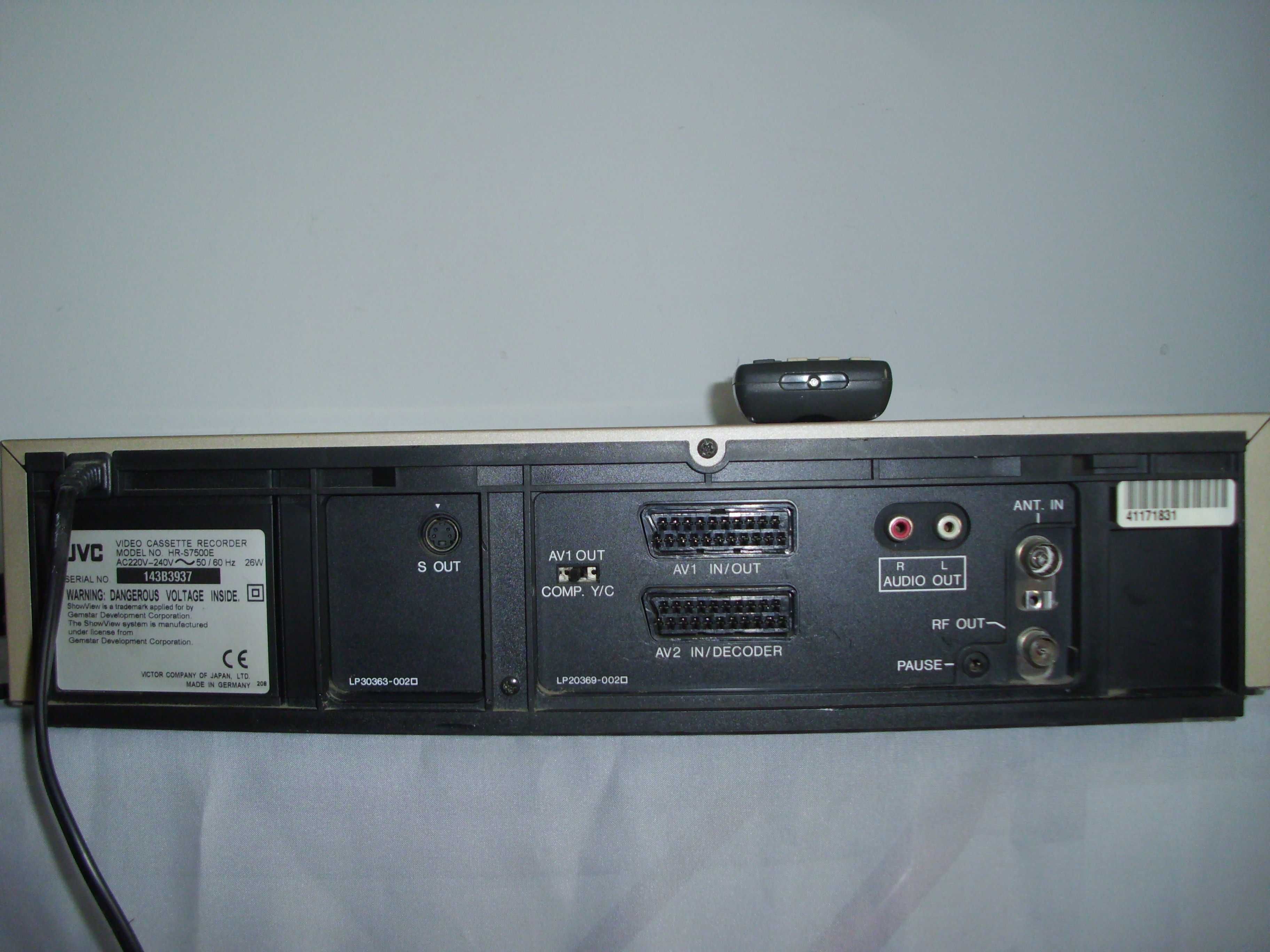 Magnetowid JVC / HR -S7500E JVC / unikatowy