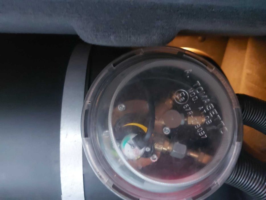 Продам Audi A8L, 3.0 бензин/газ, 2005г.в.