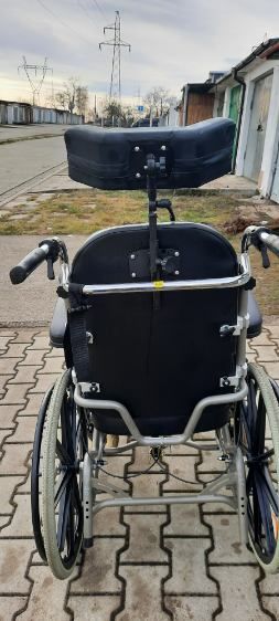 Specjalny wózek inwalidzki