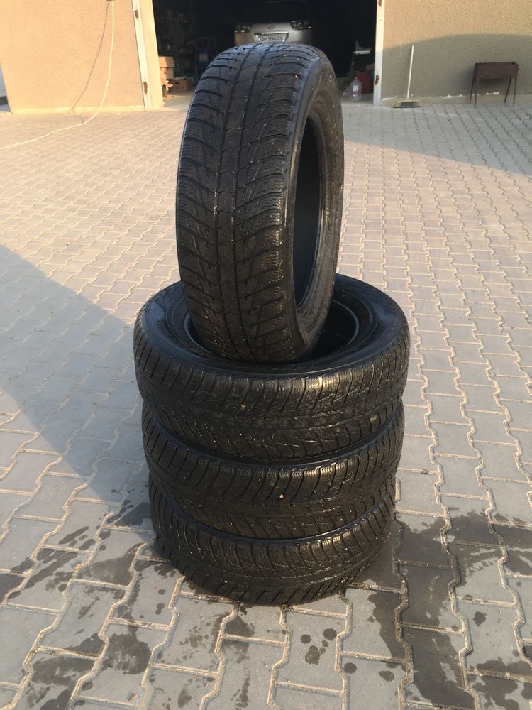 Резина Nokian 235/65 R17