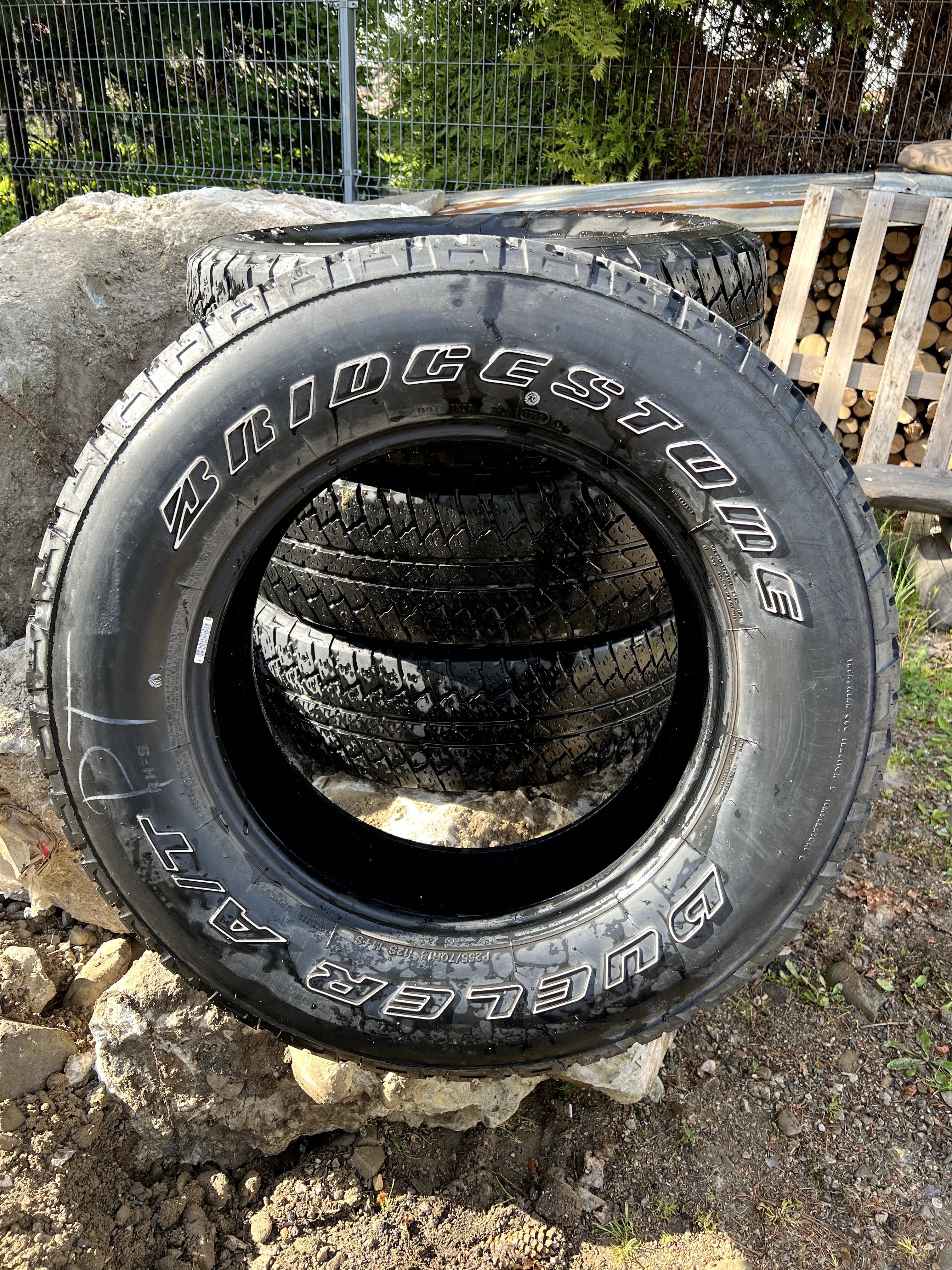 Opony Bridgestone Dueler A/T 255/70 R18