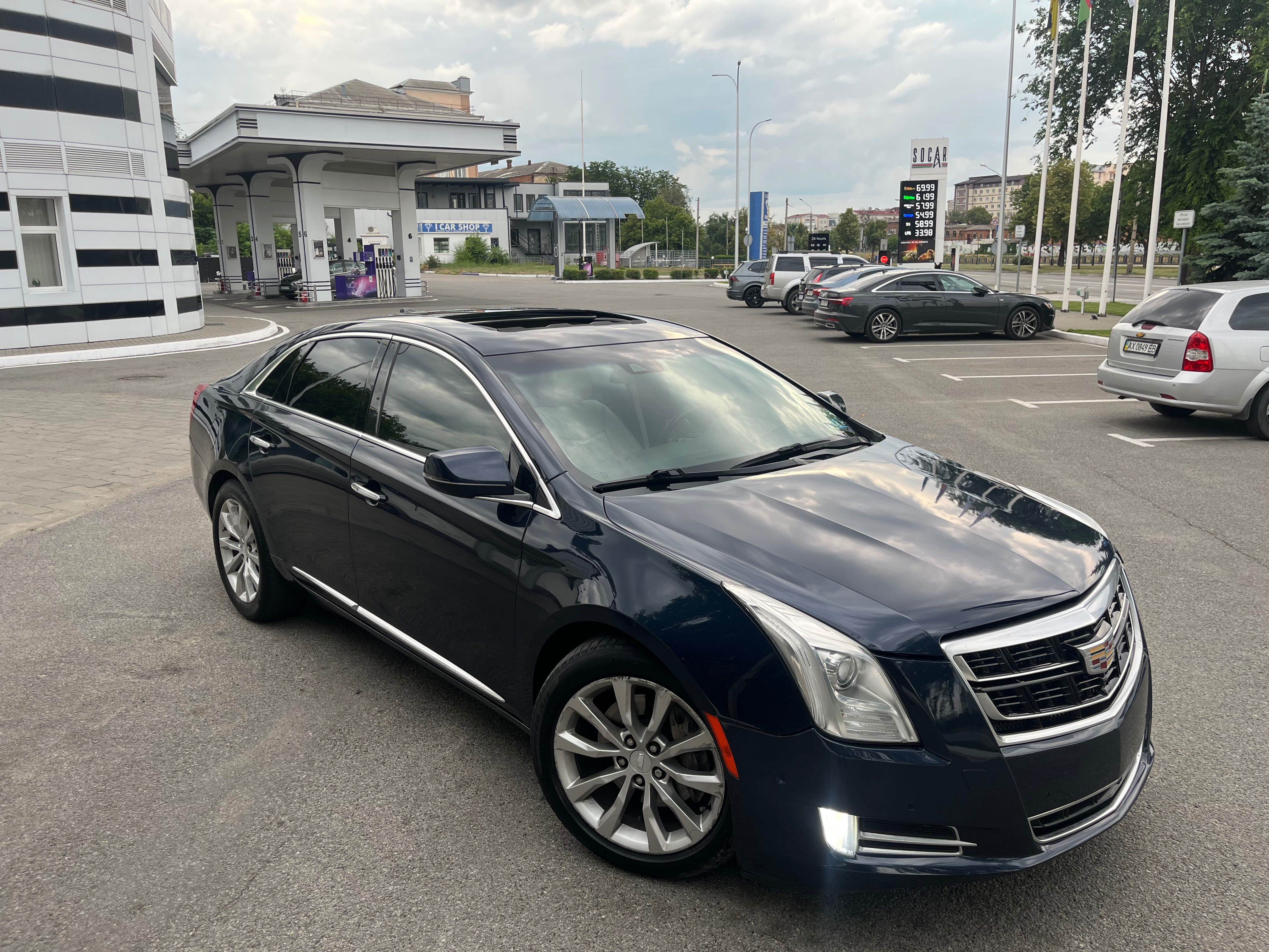 Cadillac xts 2016