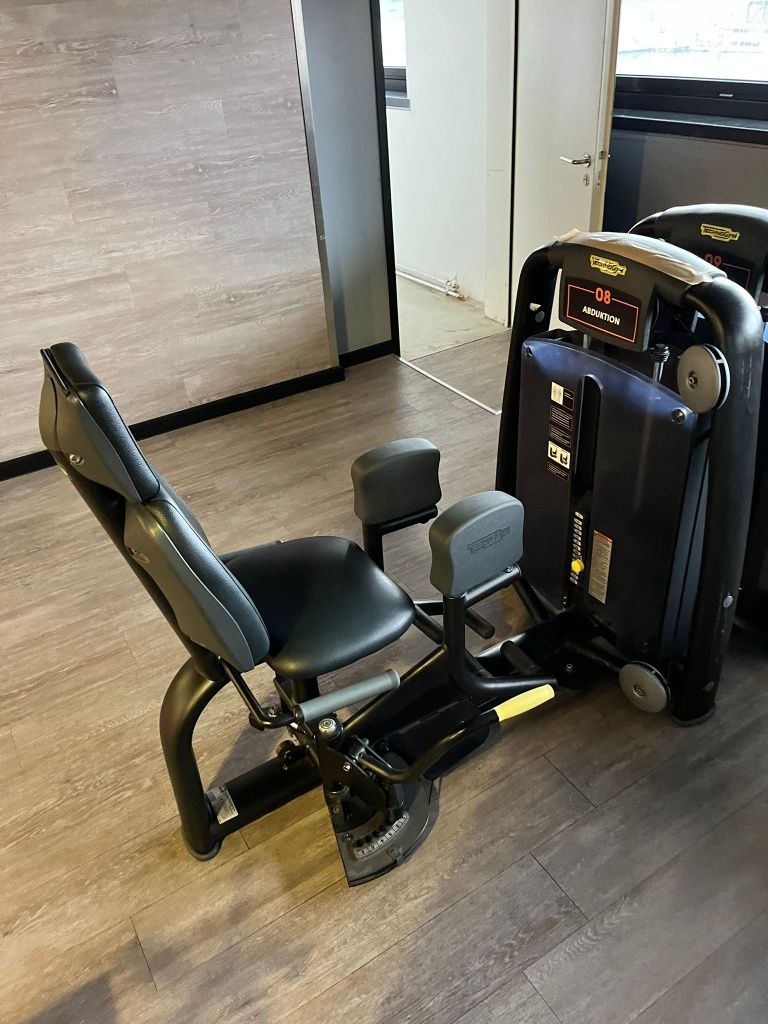 Комплект тренажерів для тренажерного залу Technogym Selection