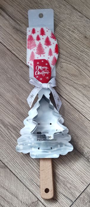 Świąteczny zestaw do pieczenia szpatułka i foremka nowy