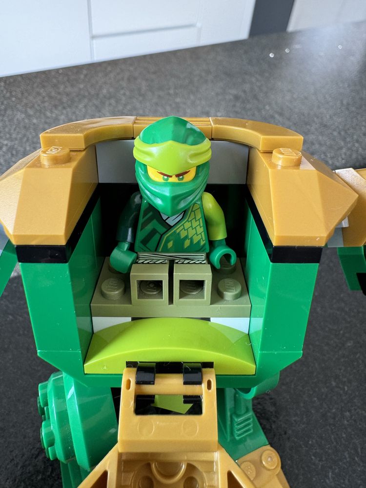 Klocki LEGO Ninjago Mech Ninja Lloyda