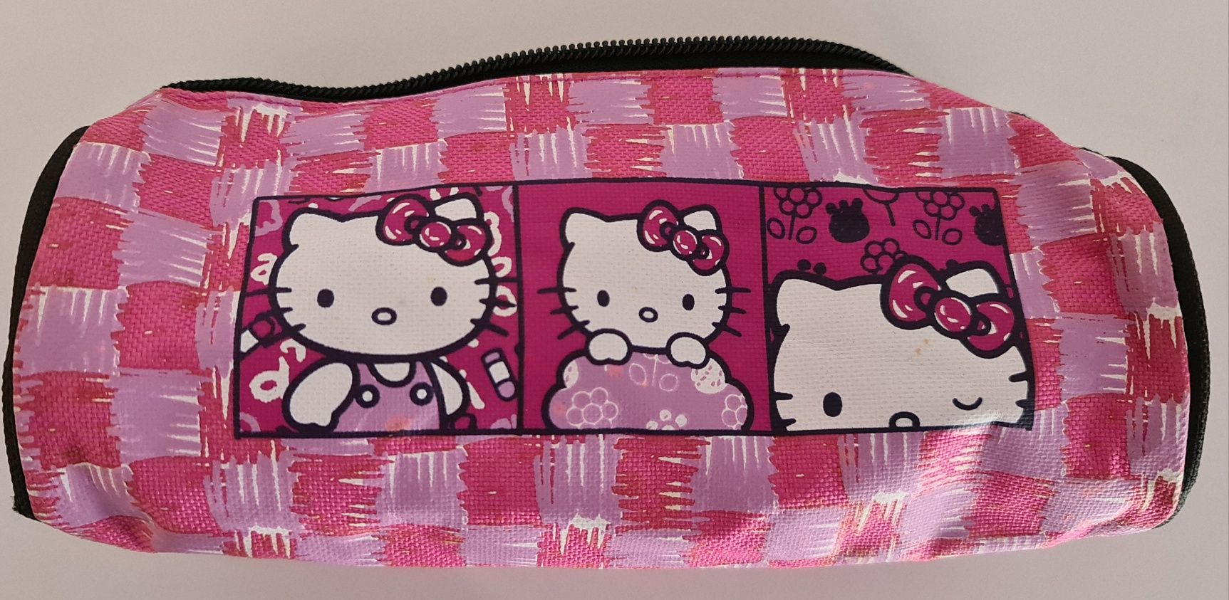 Estojo da Hello Kitty.  Novo