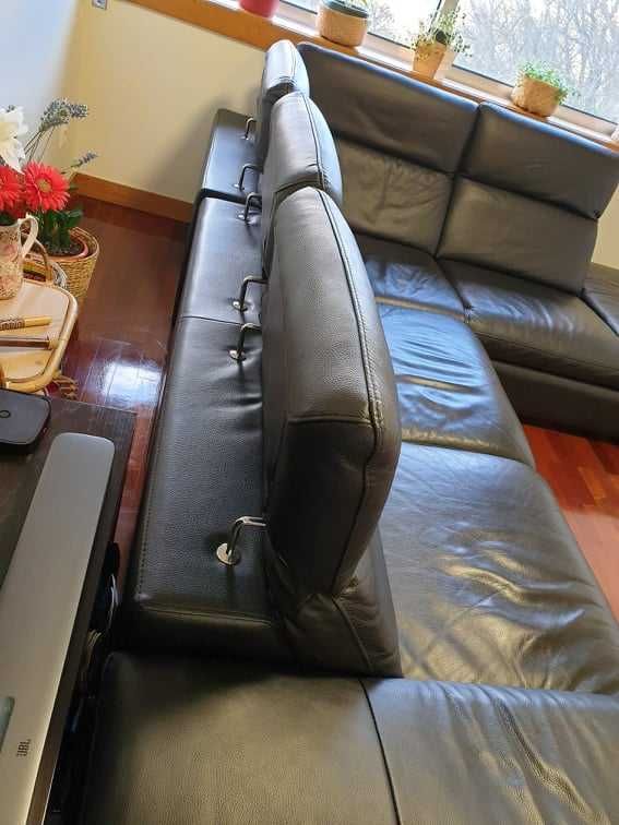 Sofá com chaise longue em pele preta em óptimo estado