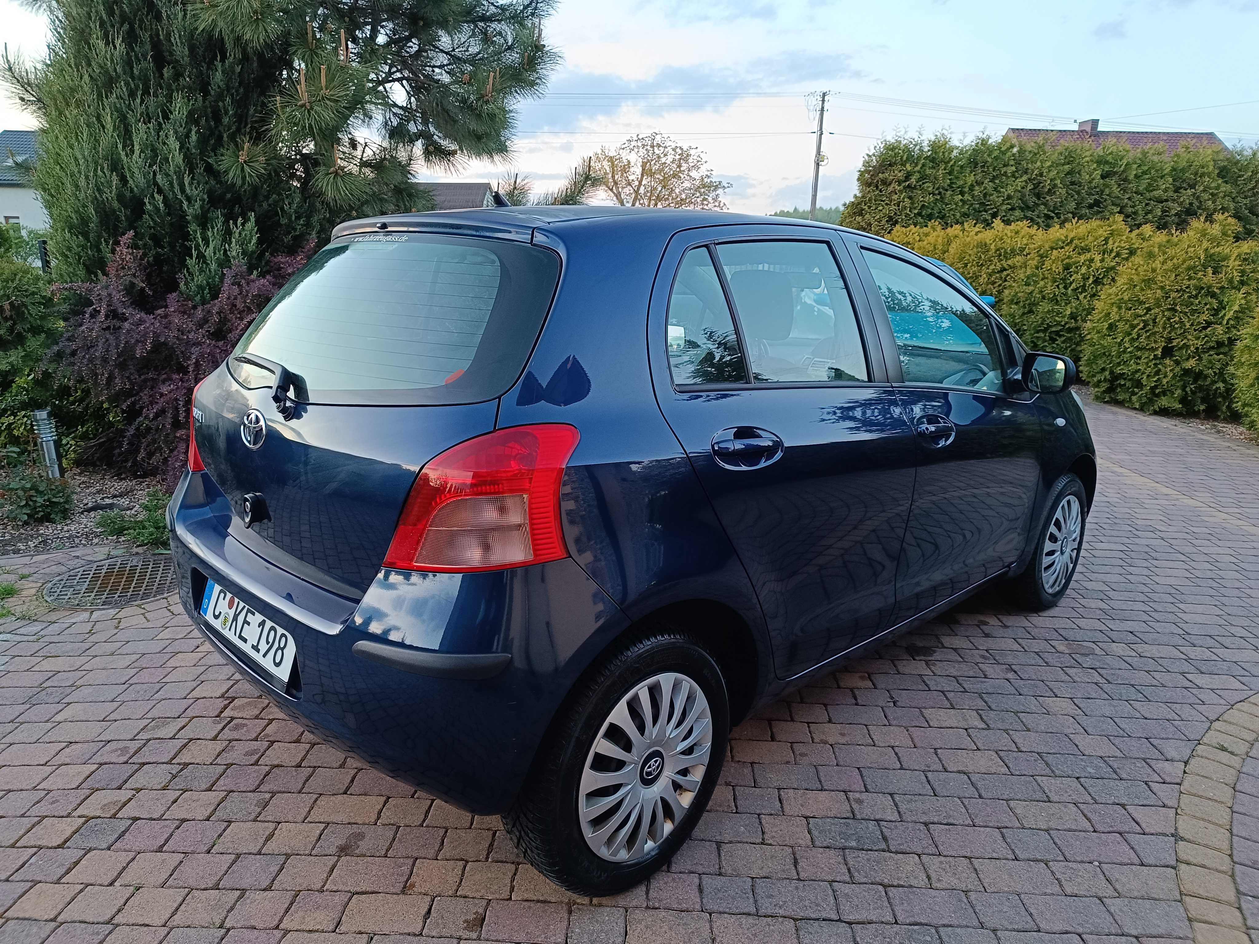 Toyota yaris 1.3 2007r.