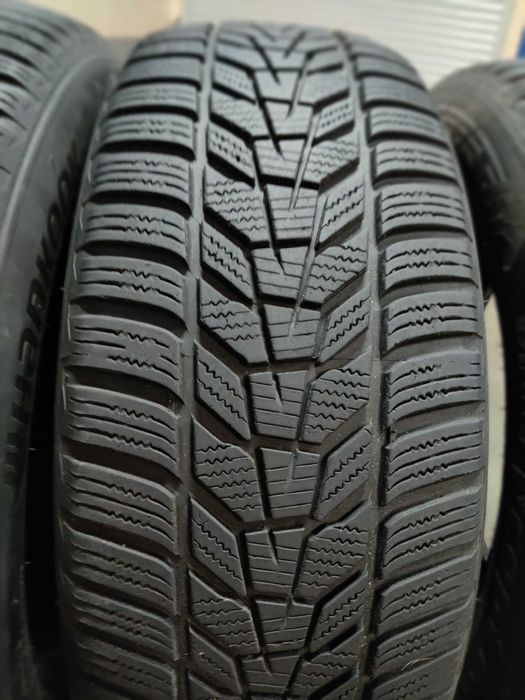 Hankook Wіnter I*cept Evo3 R17 225 60 шини зимові на джип
