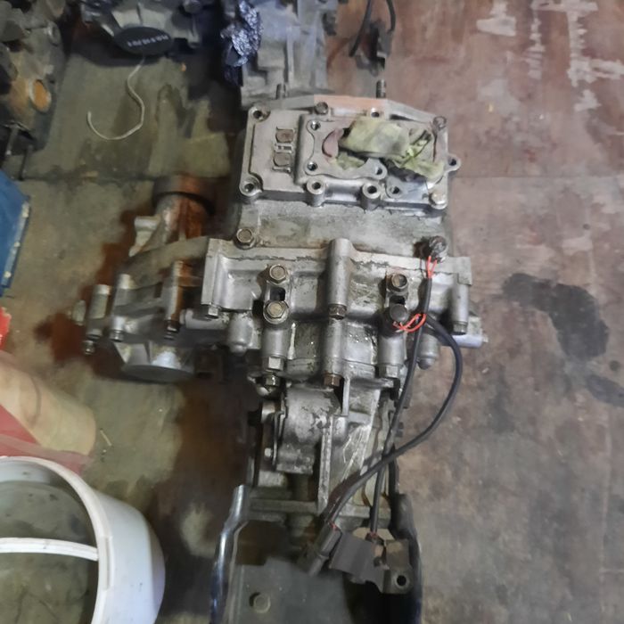 MR518701 Mitsubishi L200 раздатка, коробка роздавальна