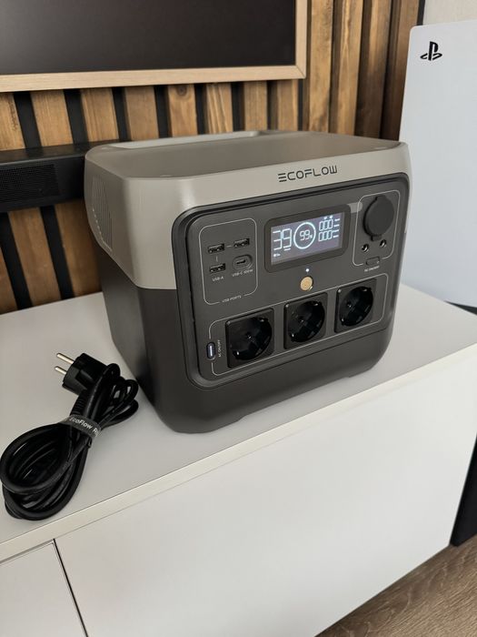 Зарядна станція EkoFlow RIVER 2 PRO- відмінний стан
