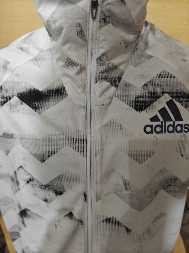 Куртка Adidas Men Adizero Track Training белая для бега