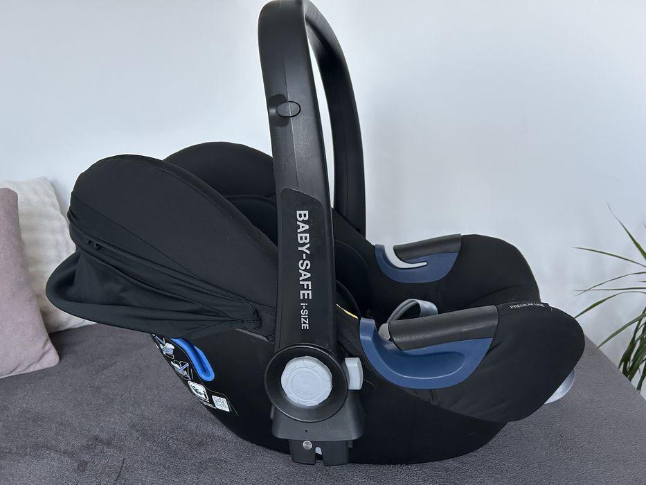 Fotelik samochodowy Britax Romer Baby Safe2 i-size