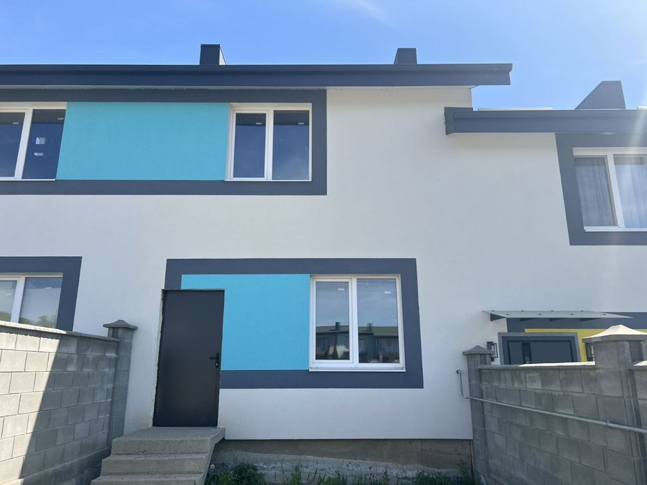 Вигідна пропозиція! Котедж з міськими комунікаціями