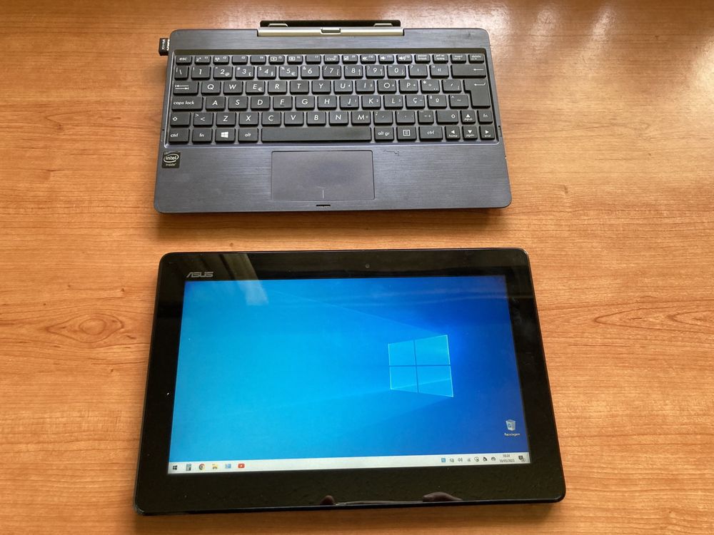 Mini Computador Portátil / TABLET 10.1’’ – Asus Transformer Book