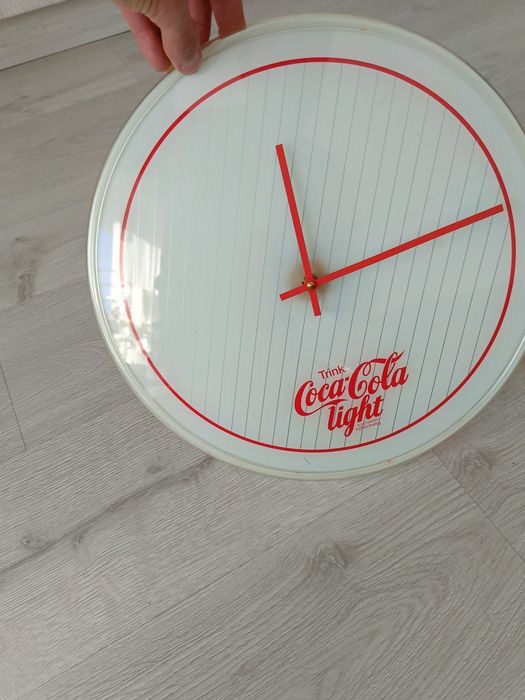 Zegar ścienny Coca-Cola Light – retro vintage 

Stylowy zegar