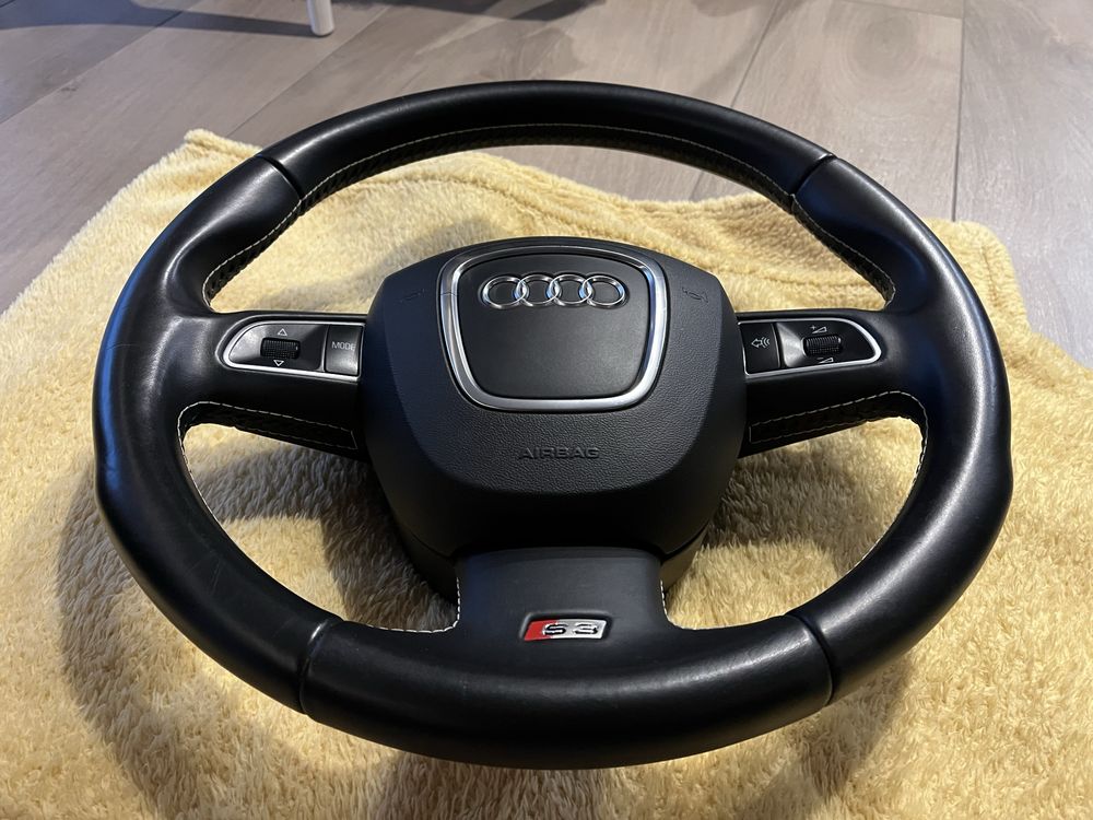 Kierownica Audi S3 8p z poduszką - stan bdb+