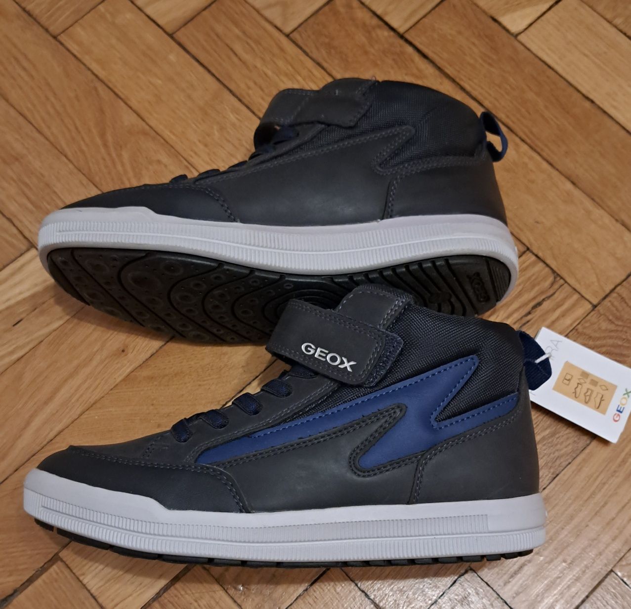 Geox 35р демісезонні кросівки