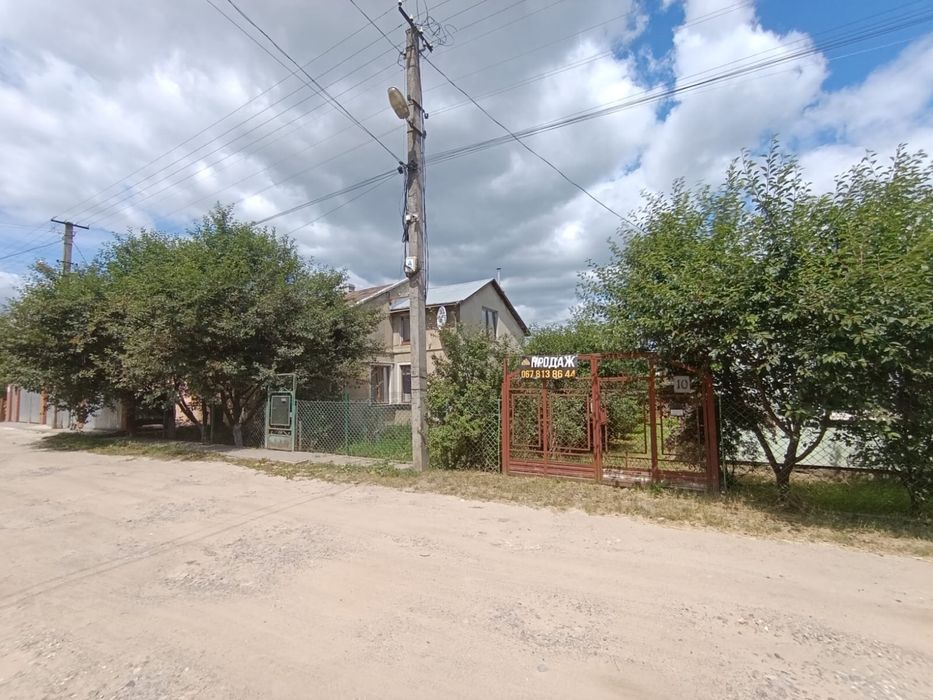 Продаж будинку під ремонт Львів, вул. Сполучна (Левандівський міст)