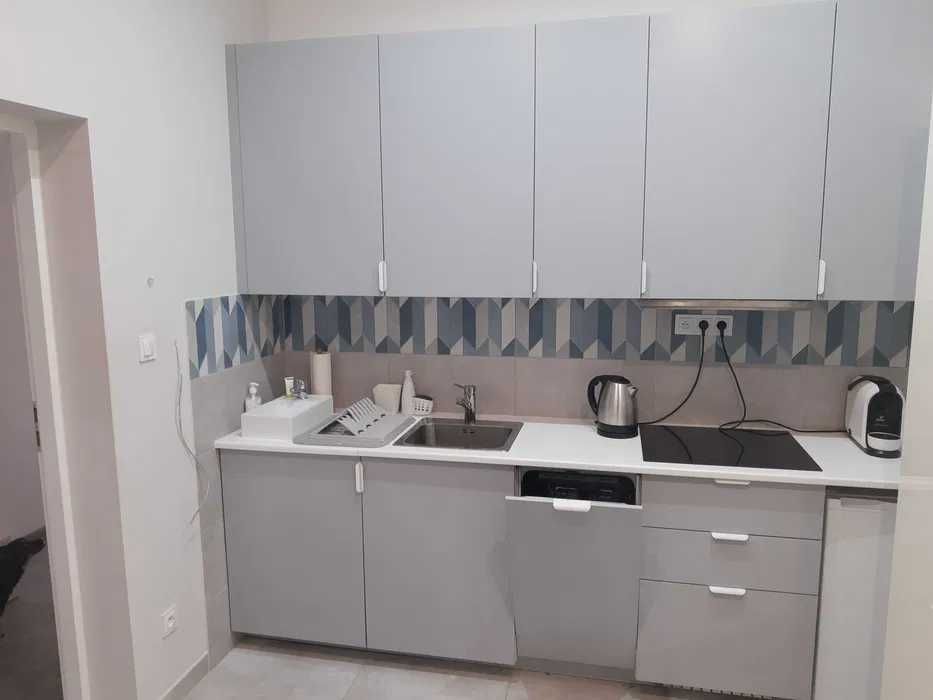 Nowoczesna sala na imprezy rodzinne i szkolenia – Łódź