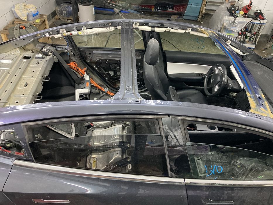 Продаж та заміна, ремонт тріщин лобового скла