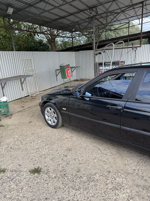Bmw e46 320d 2001 рік