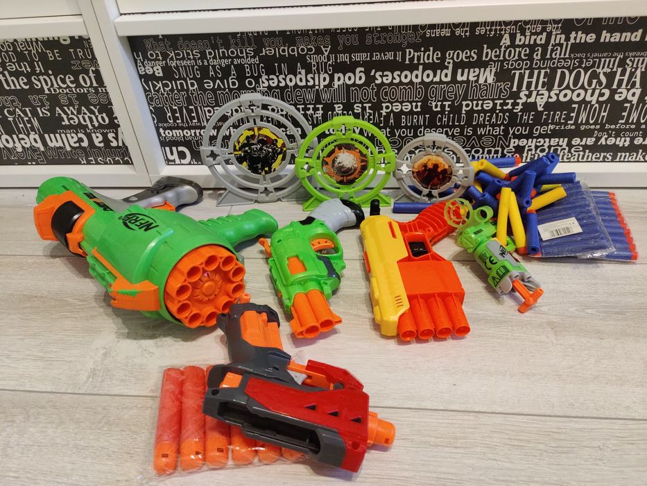 Pistolety NERF zestaw 6 sztuk