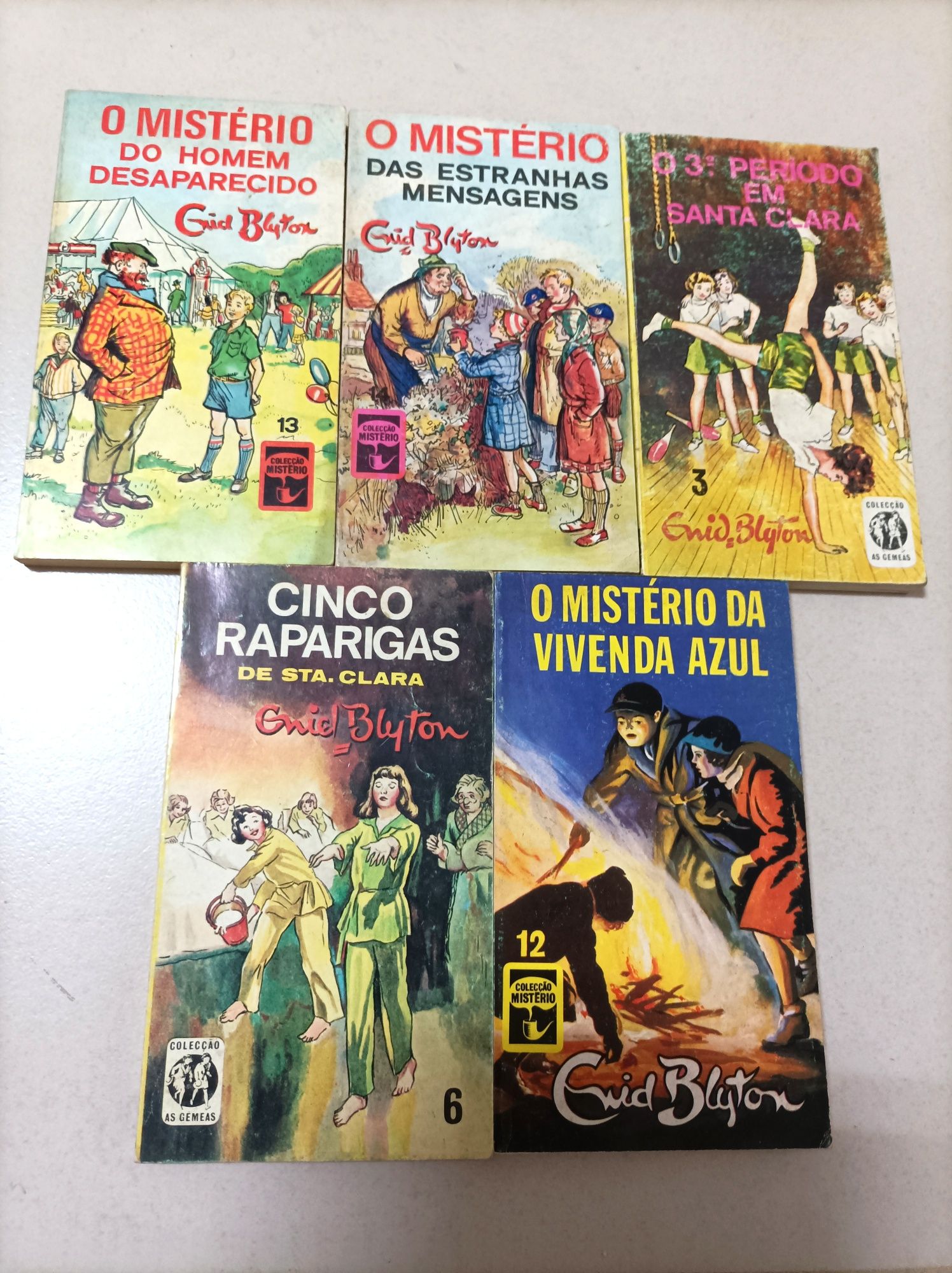 Livros Juvenis antigos - Os Cinco - Enid Blyton