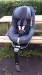 Fotelik samochodowy Maxi-Cosi 2WayPearl z bazą Isofix 2WayFix