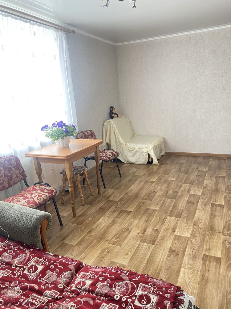 Продам кімнату в гуртожитку с ремонтом. РАГС
