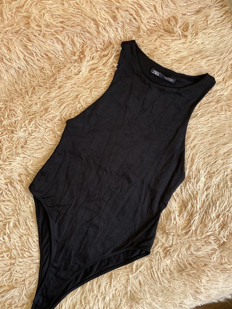 Чорний безшовний боді майка Zara