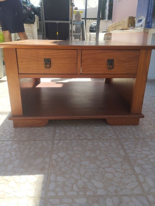 Mesa pequena para sala 40€ pagamento em dinheiro