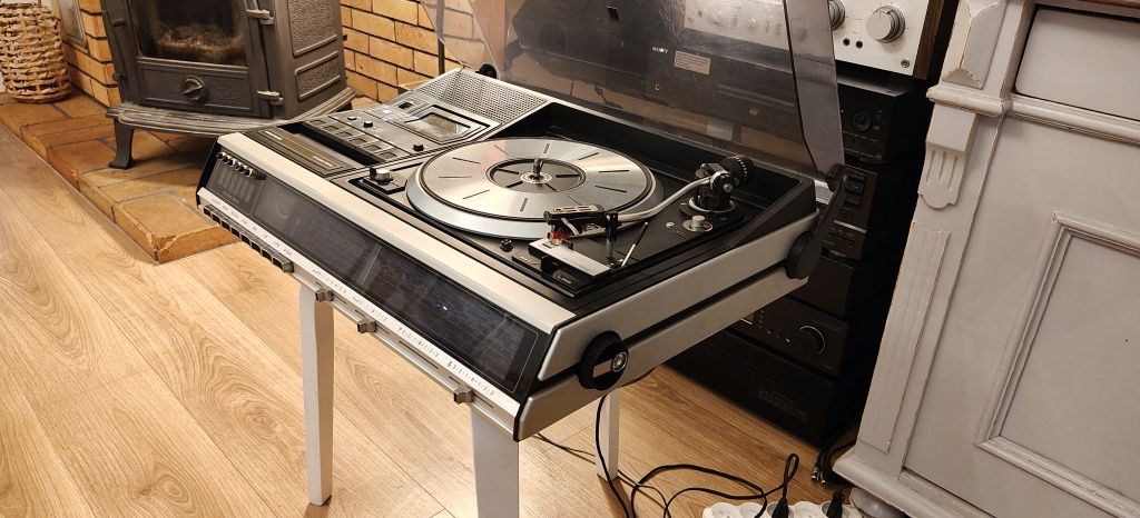 Amplituner gramofon GRUNDIG STUDIO 3010b.Pi serwisie